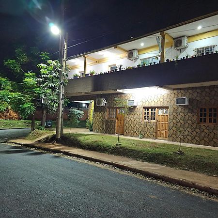 Departamentos Chow Chow Apartment Posadas Exterior foto